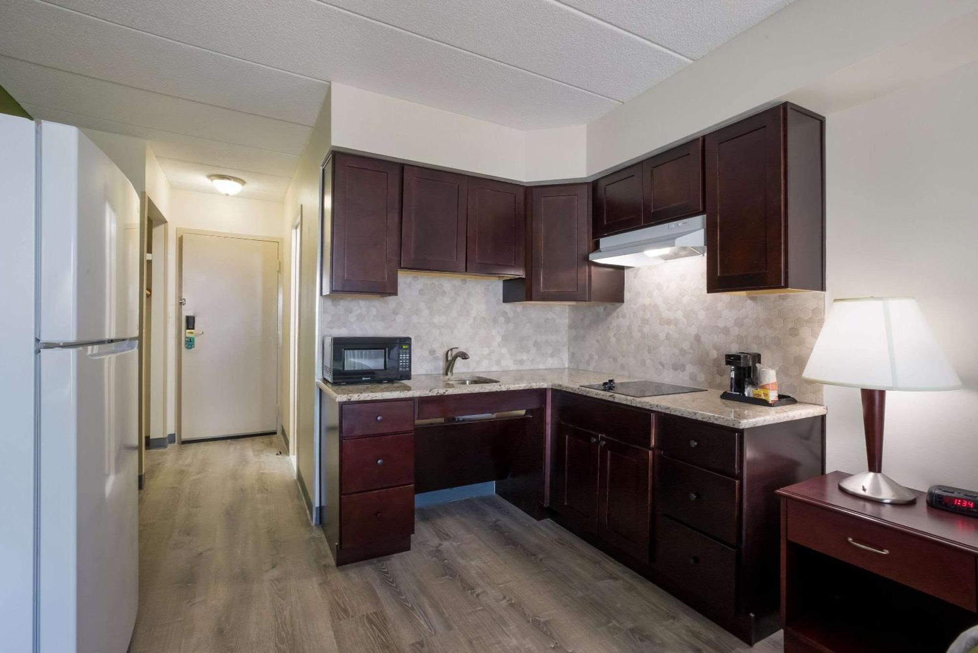 Quality Inn Near Princeton Lawrence Εξωτερικό φωτογραφία