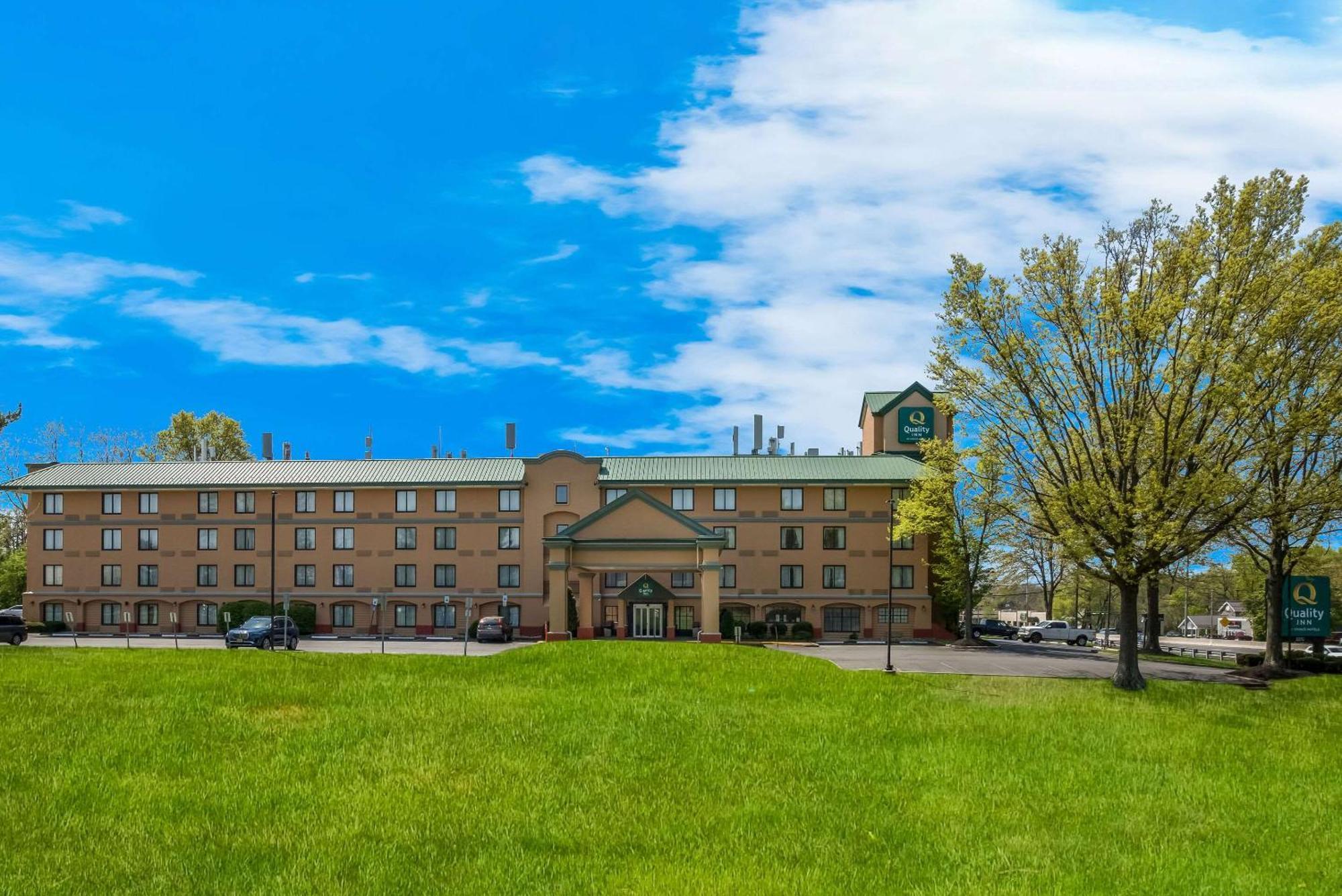 Quality Inn Near Princeton Lawrence Εξωτερικό φωτογραφία