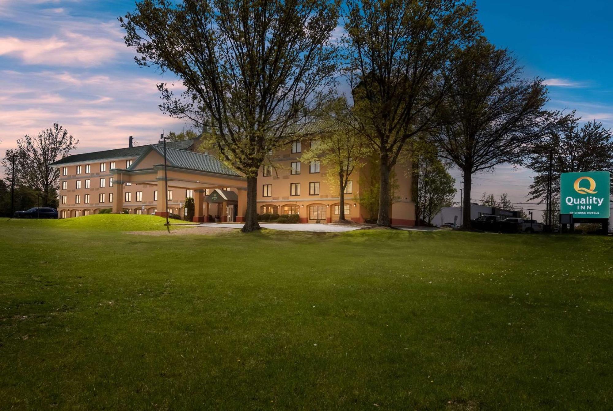 Quality Inn Near Princeton Lawrence Εξωτερικό φωτογραφία