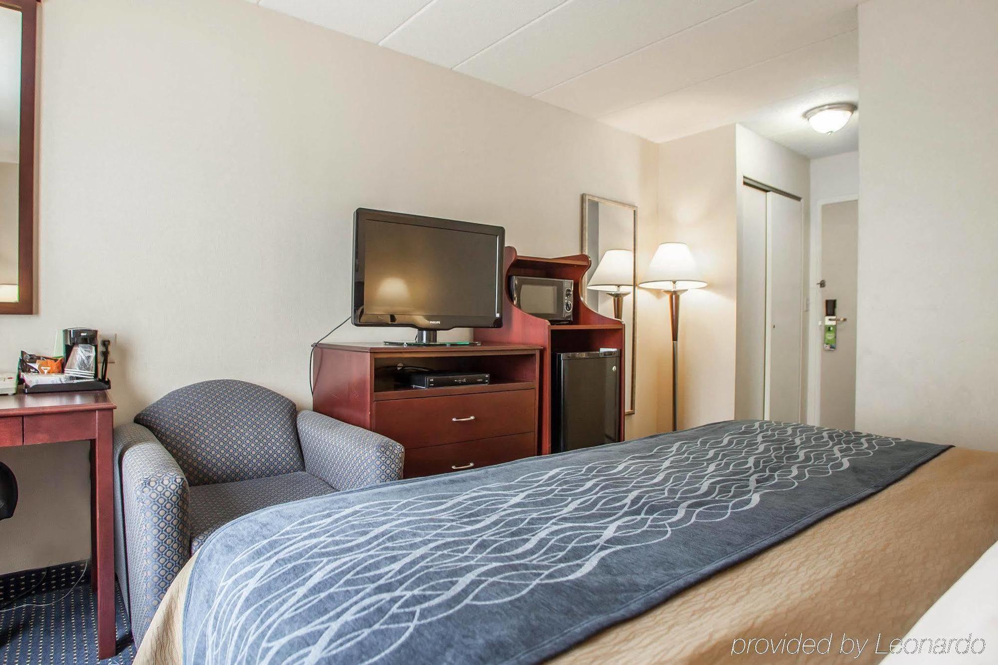 Quality Inn Near Princeton Lawrence Εξωτερικό φωτογραφία